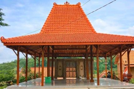 Rumah Pendopo Joglo Kayu Jati untuk Villa, Resort, dan Hunian Mewah