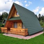 Rumah Segitiga Kayu Jati Minimalis View Alam Dan Elegan