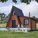 Rumah Segitiga Kayu Jati Model Nyaman Untuk Resort
