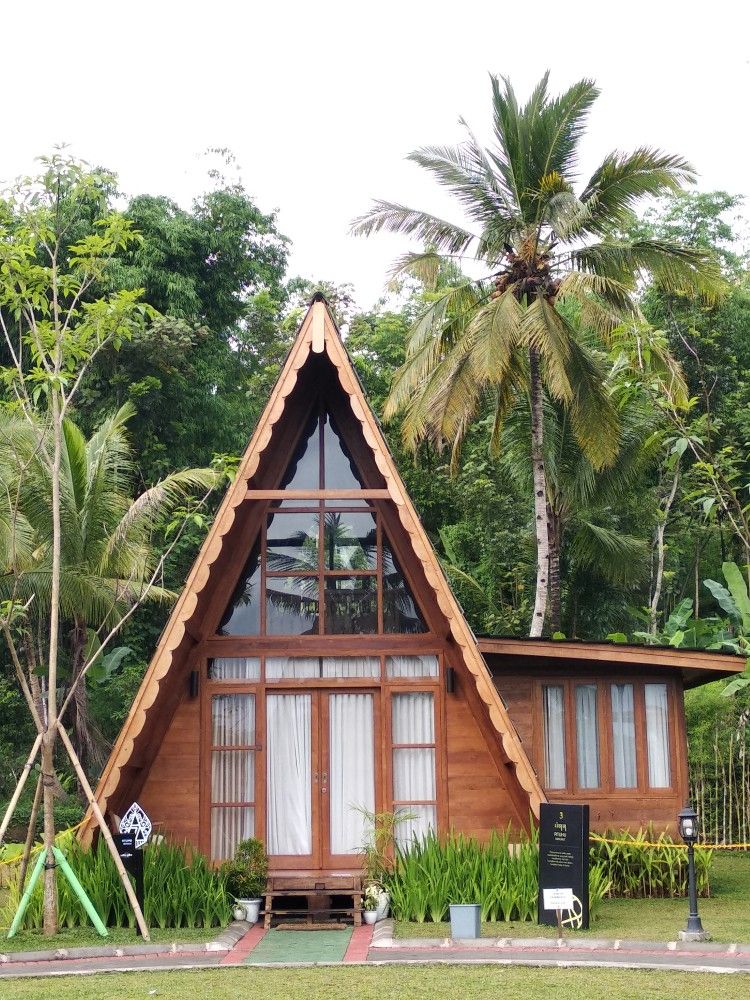 c22db37ce4917b401ff04b7d5a575987 Rumah Kayu Segitiga A-Frame Kayu Jati - Image 1